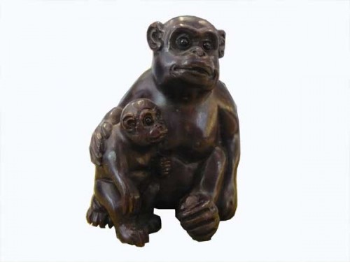 netsuke-famille-singe-bois1