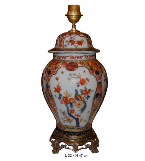 Lampe en porcelaine IMARI