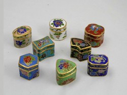 Boites chinoise à pilule en cloisonné